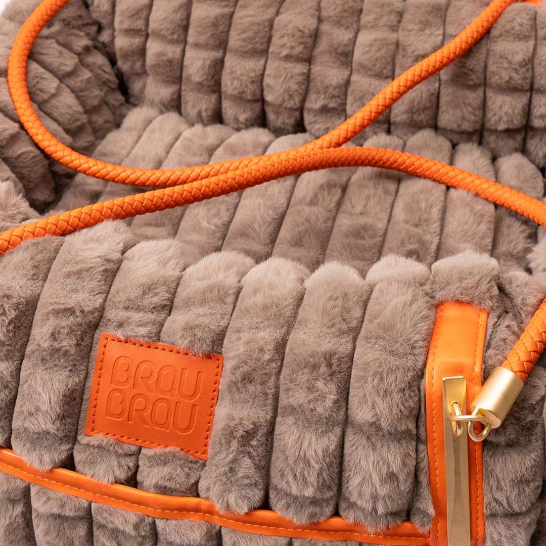 Geantă Pufoasă de Transport pentru Câini și Pisici - Modern Faux Grey & Orange Car Bag