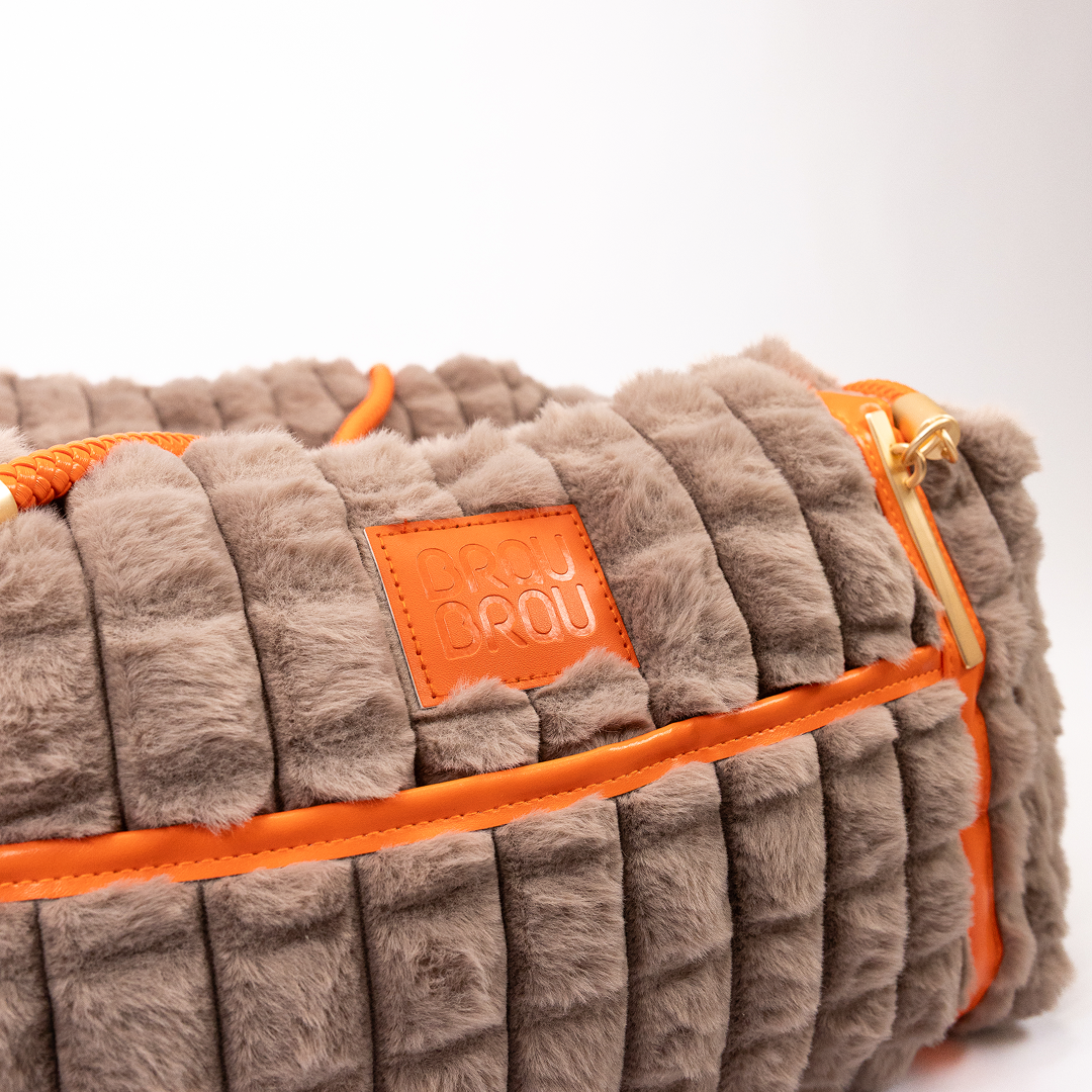 Geantă Pufoasă de Transport pentru Câini și Pisici - Modern Faux Grey & Orange Car Bag